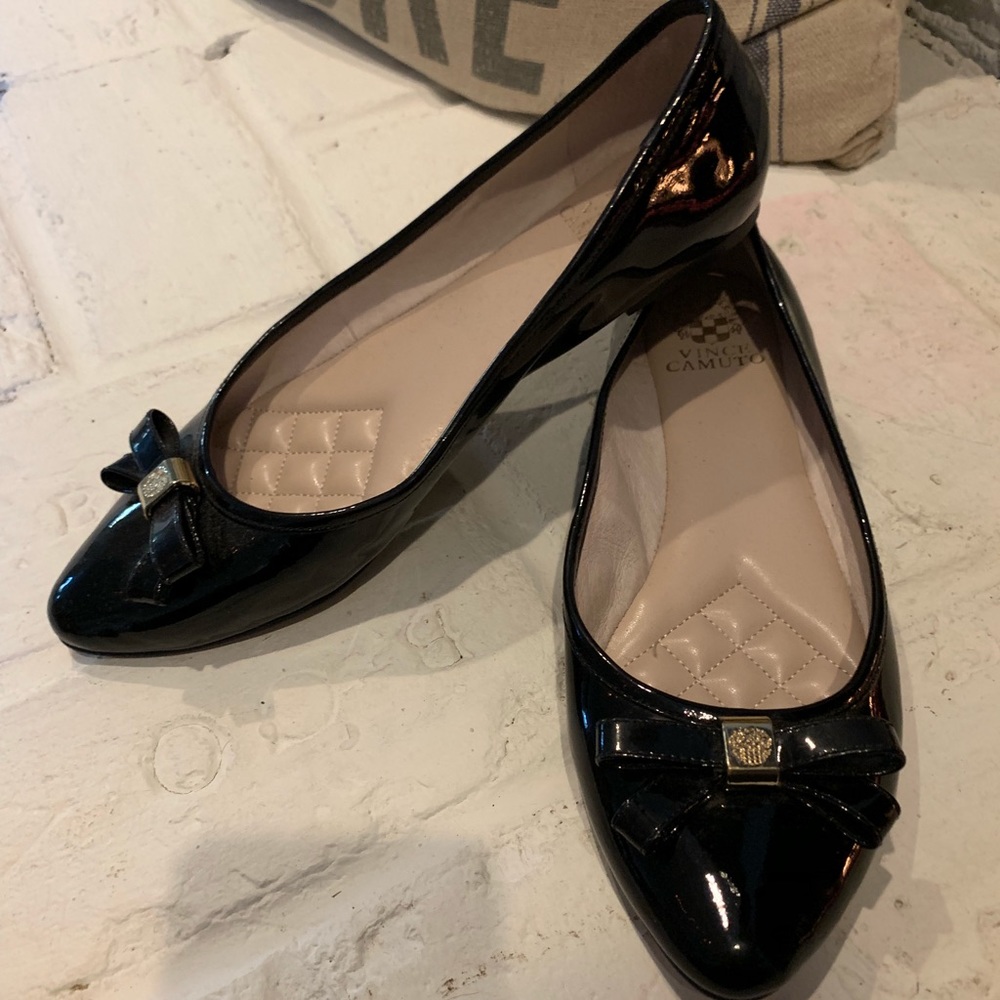 Black Vince Camuta Flats